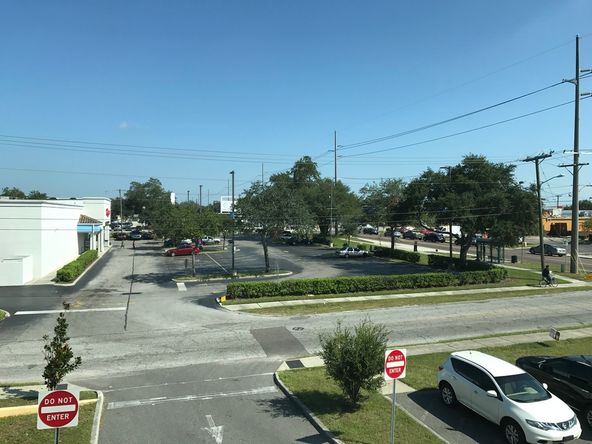 5208 N 22nd St, Tampa, FL 33610